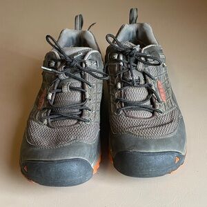 KEEN Men's Brown Athletic Hiking Shoes with Orange Accents